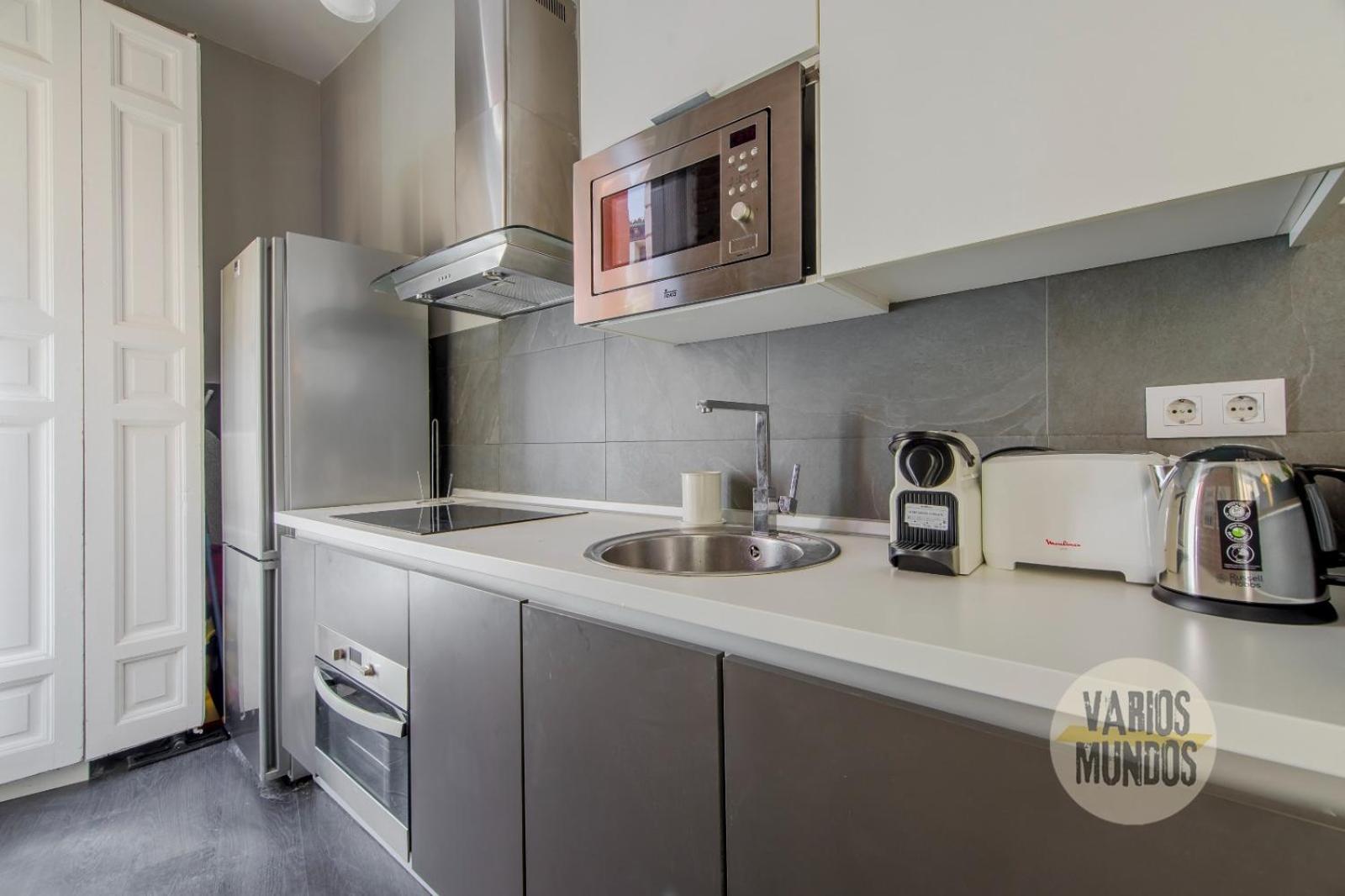 Great Apt Para 6Pax In The Heart Of Madrid Center Exterior photo